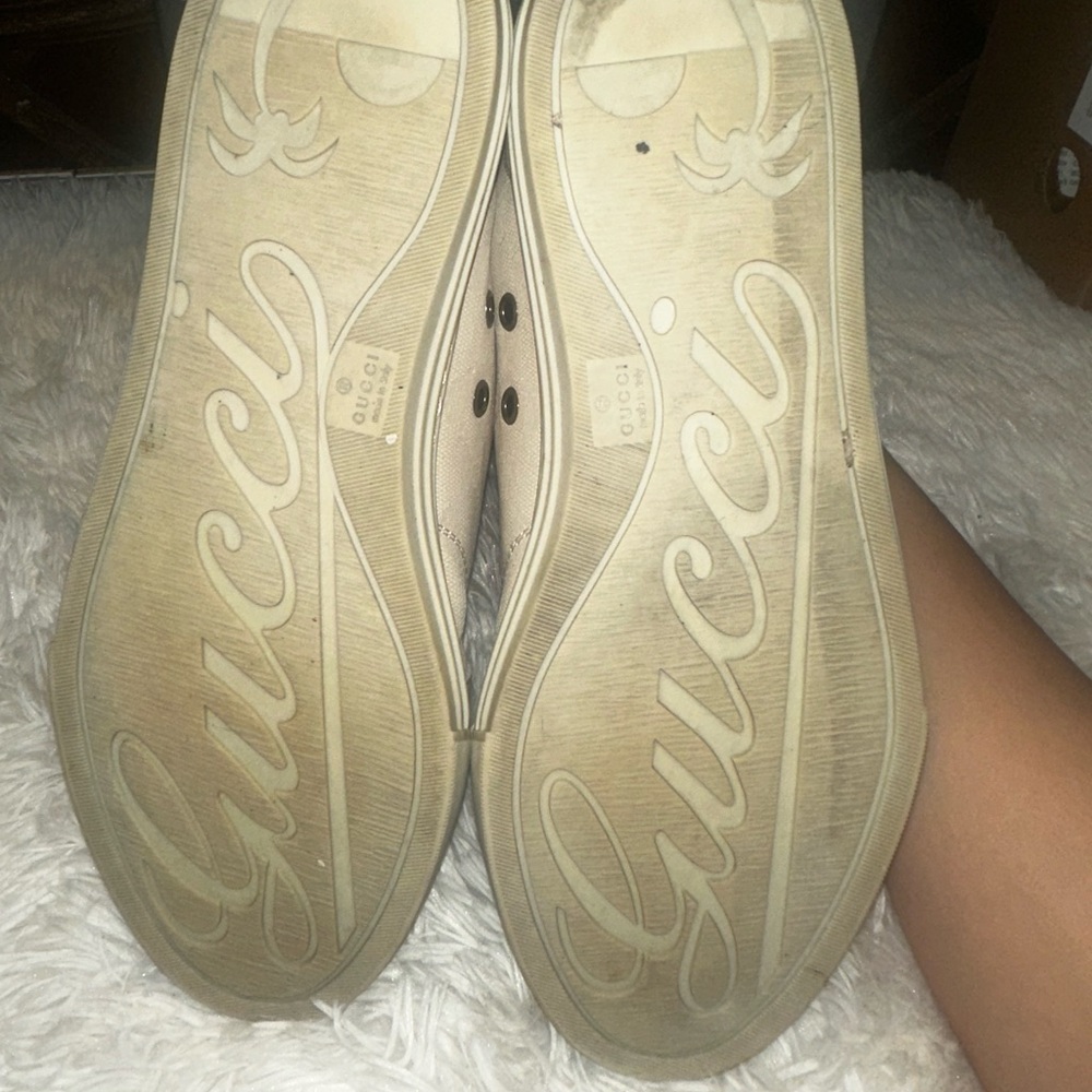 Gucci Women's Light Beige Lace-Up Sneakers - Picture 8 of 16